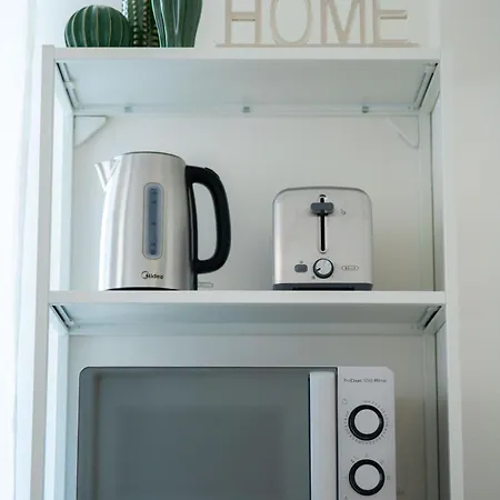 Levante -walking Distance To Center- Free Onsite Parking Appartement