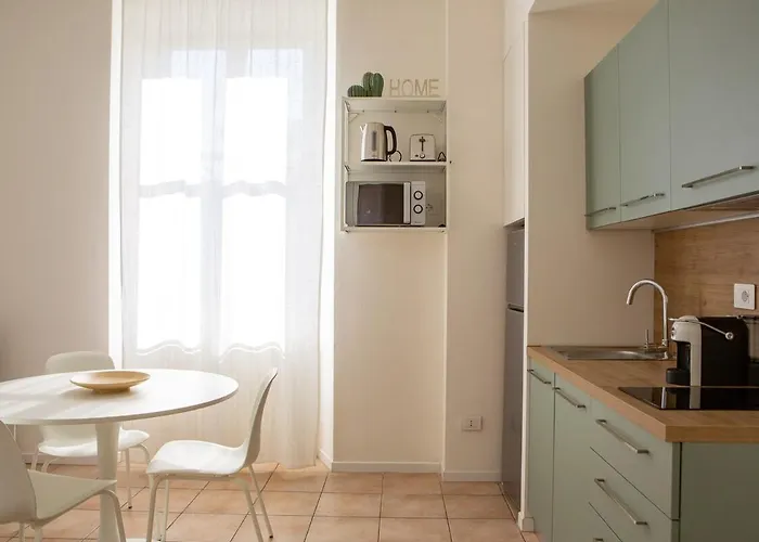 Apartmán Levante -walking Distance To Center- Free Onsite Parking Como