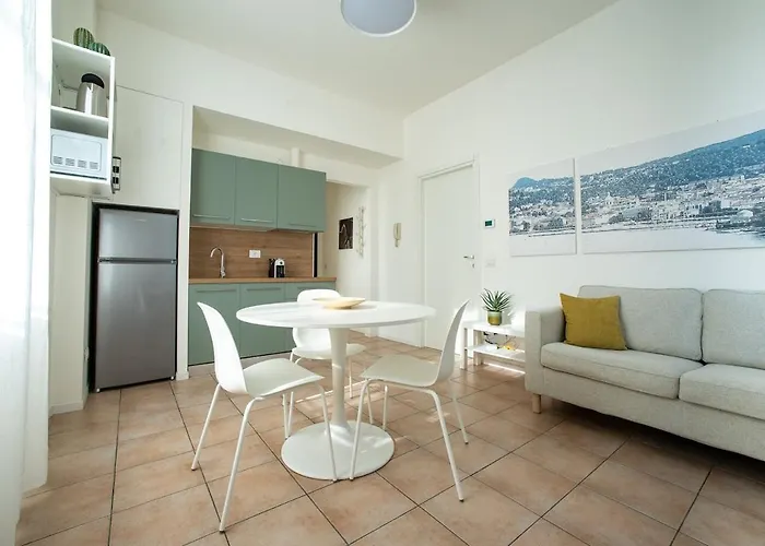 Levante -walking Distance To Center- Free Onsite Parking アパート *